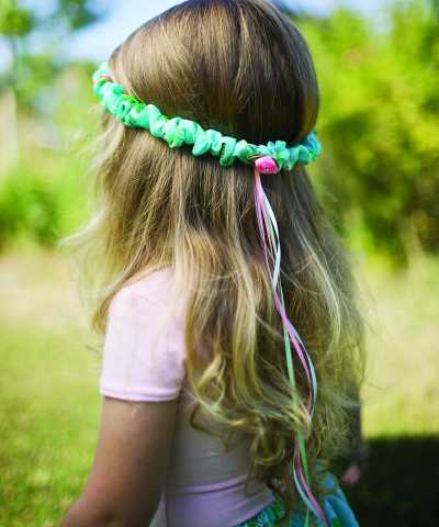 sarah-s-silks-fairy-garland-girl.jpg sarah-s-silks-fairy-garland-girl.jpg